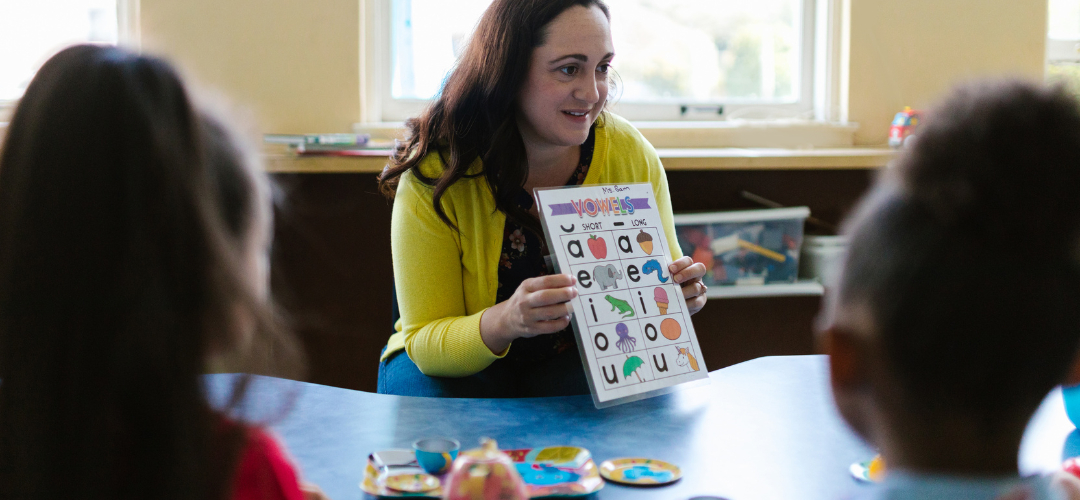 Integrando o letramento emocional no currículo escolar